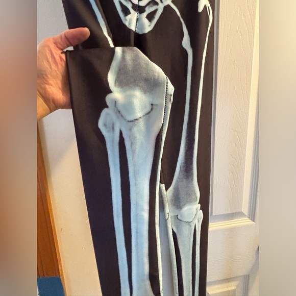 Skeleton Leggings - Picture 3 of 7